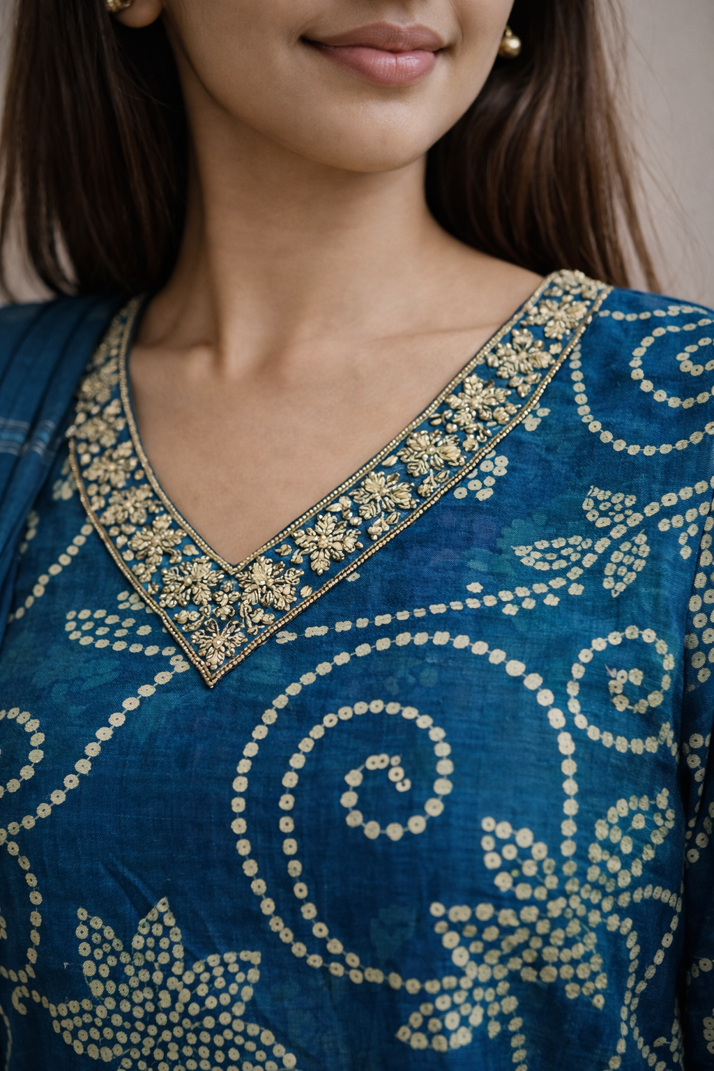 Women Teal Blue Floral Printed Kurta Set with Dupatta