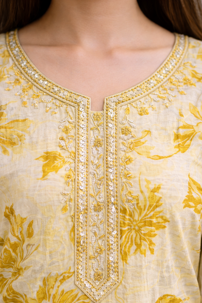 Women Yellow Floral Printed Kurta Set with Dupatta
