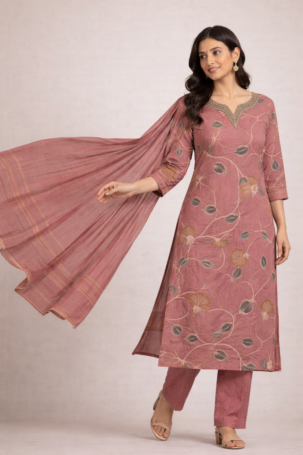 Women Pink Floral Printed Kurta Set with Dupatta